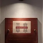 Alojamento de Acomodação e Pequeno-almoço Le Quattro Porte 3*